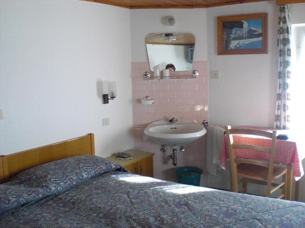 B&B Rosalpina Vigo di Fassa Szoba fotó